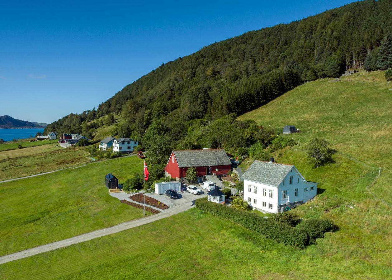 Kraen Gard Villa Larsnes Екстериор снимка